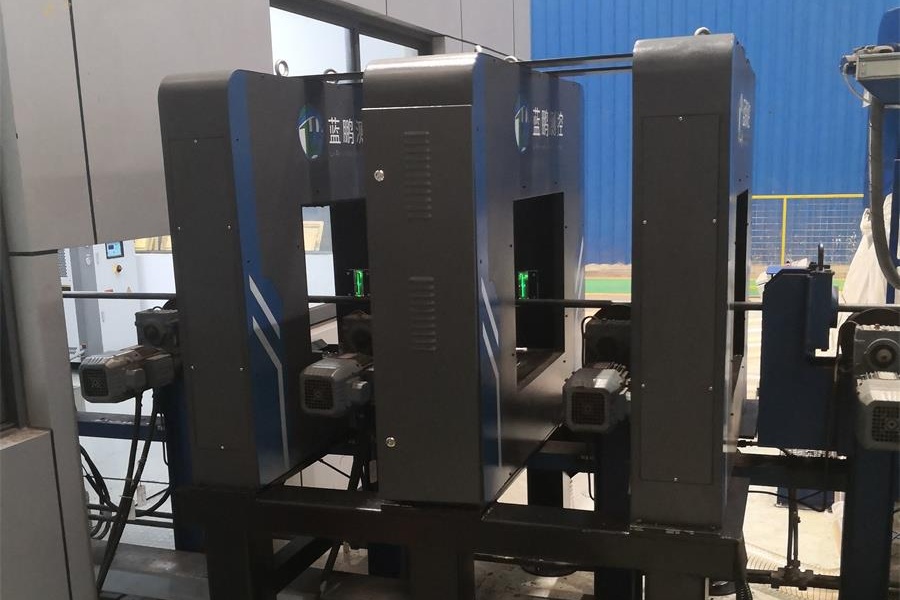 63413ccaa4582.jpg 直線度在線測量儀.jpg